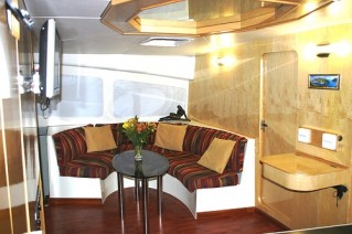 ADVENTURER Salon